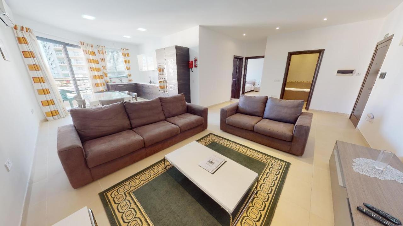 Spacious 2 Bedroom Apartment In سليمة المظهر الخارجي الصورة