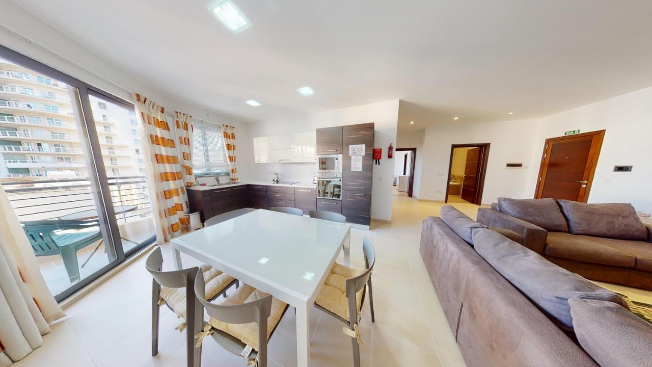 Spacious 2 Bedroom Apartment In سليمة المظهر الخارجي الصورة