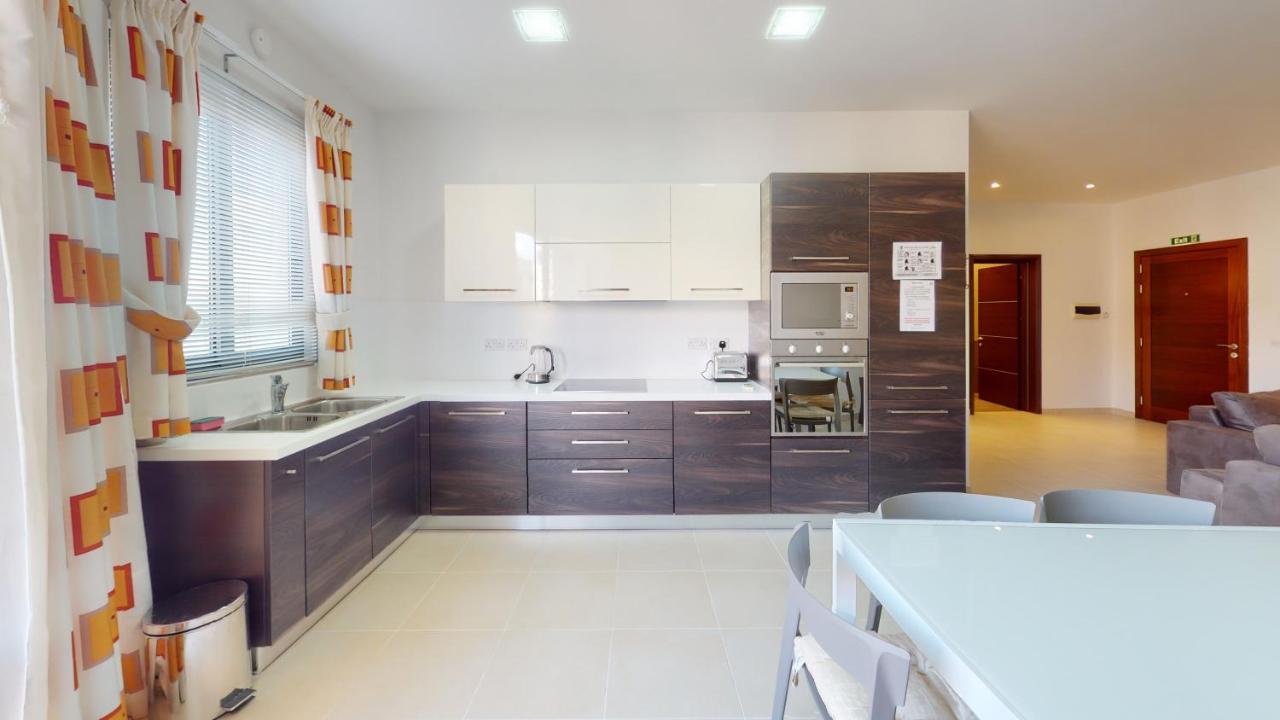 Spacious 2 Bedroom Apartment In سليمة المظهر الخارجي الصورة